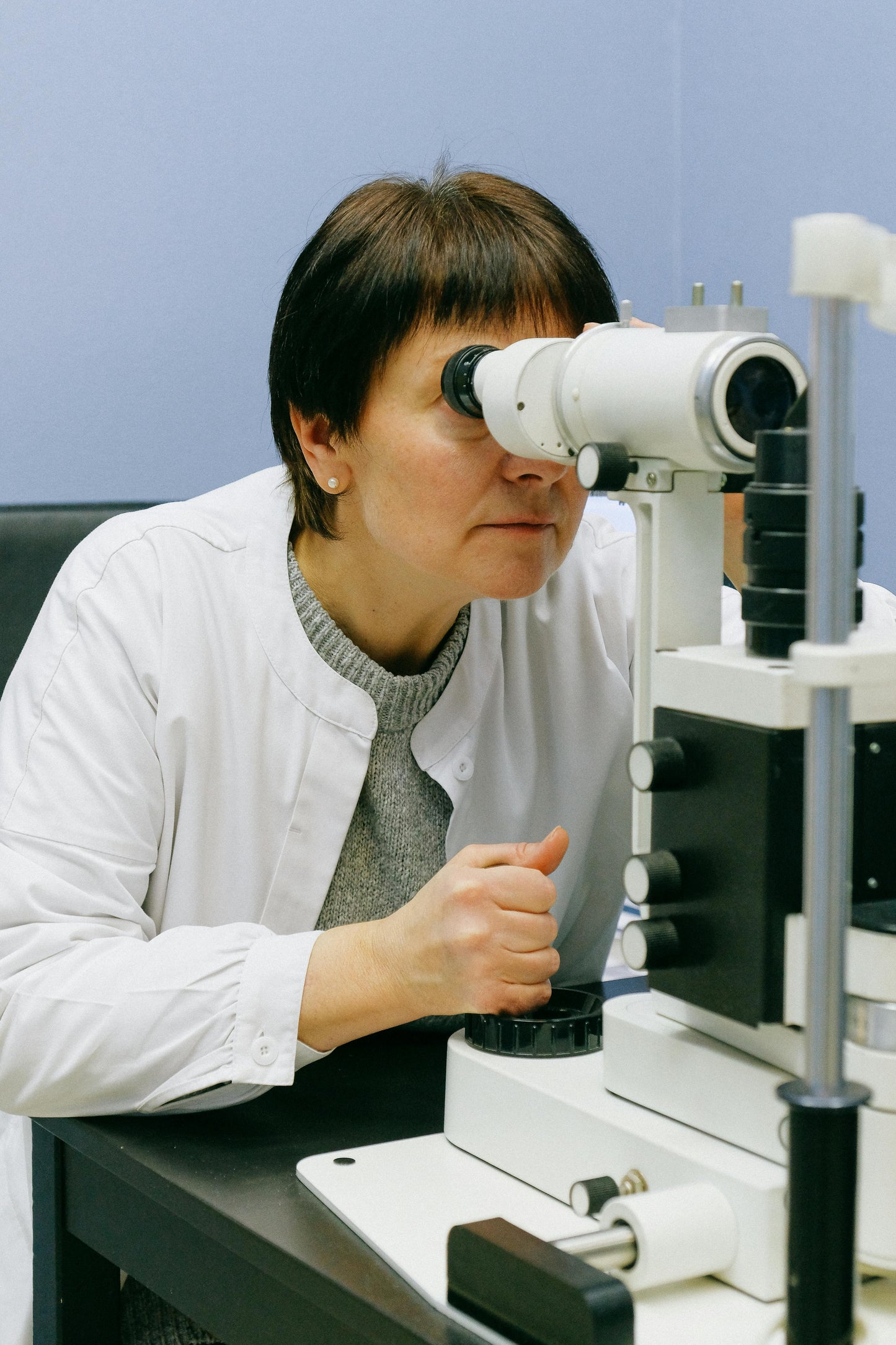 Microscope