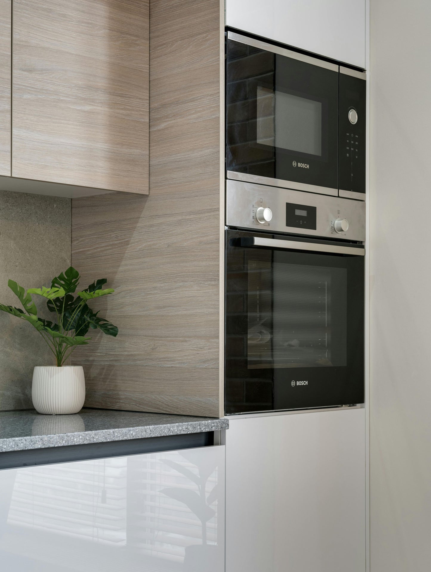 Microwave Oven