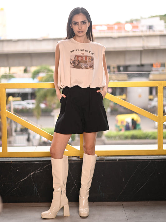 Odette Black Cotton Twill Solid Shorts For Women